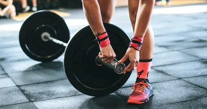 73-jarige Joan doet aan krachttraining en is fitter dan ooit