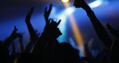 Clubs sluiten deuren nu besmettingen weer toenemen
