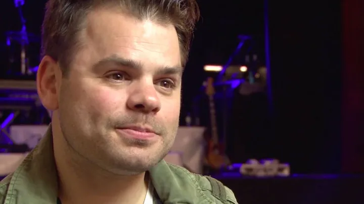 Oeps, foutje: Roel van Velzen op schoolplein aangezien voor zoon Rico Verhoeven