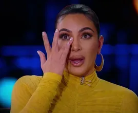 Kim Kardashian over overval in Parijs: 'Ik dacht dat ik zou worden verkracht'