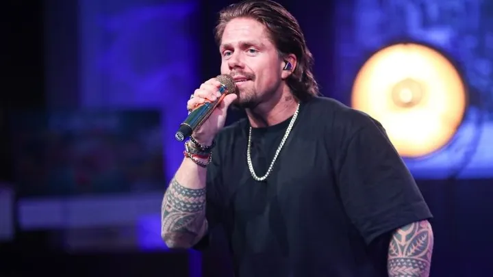 Sarah van Soelen doet boekje open over drankgebruik André Hazes