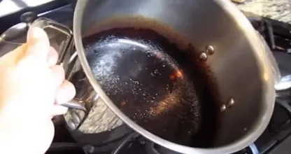 Cleaning burnt pots or pans is super easy if you use THIS trick!